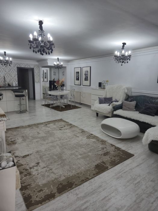 2 camere regim hotelier, 24h/24h, central