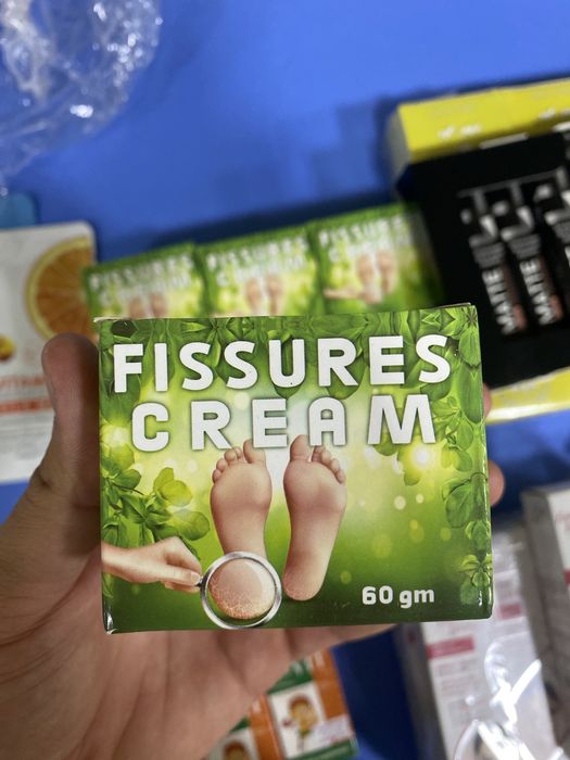 Oyoq uchun cream Fissures cream
