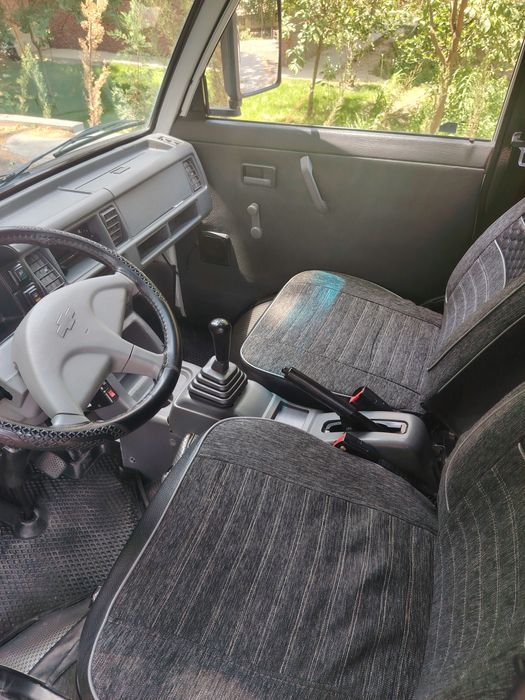Chevrolet  Damas