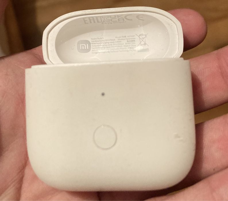 Кейс для наушников Xiaomi Redmi Buds 3 белый