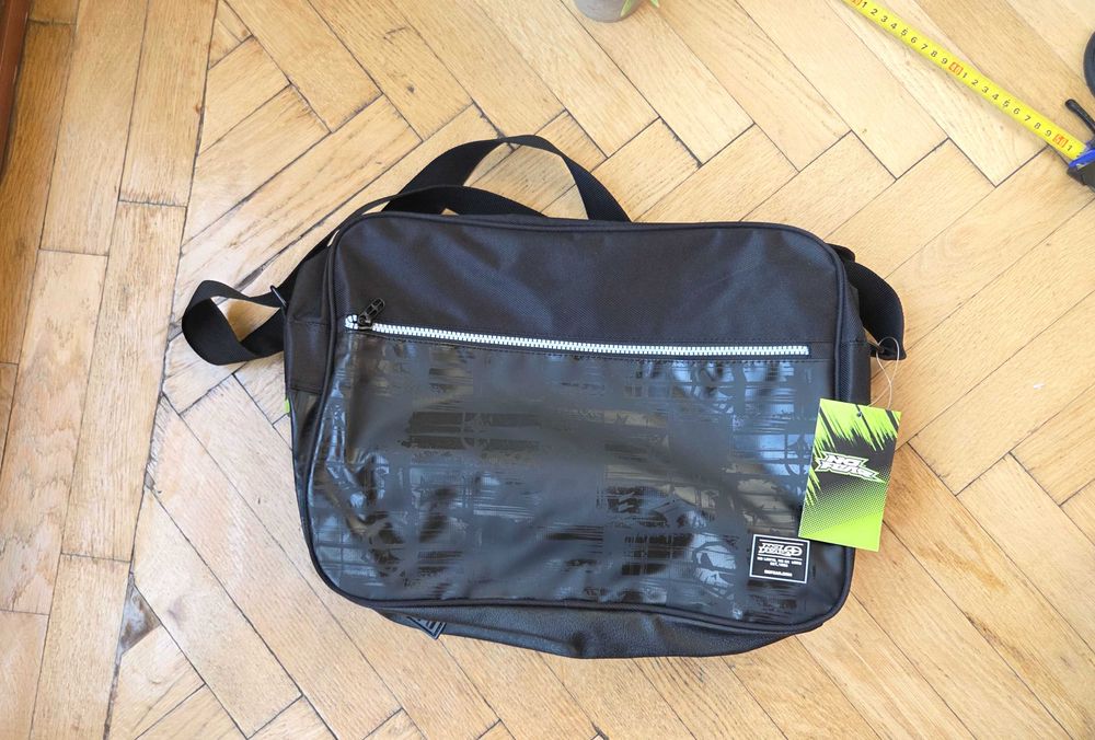 Geanta umar (tip messenger) No Fear - noua cu eticheta