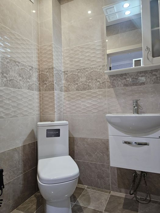 Продаётся 3х ком квартира микр Женис 100м²