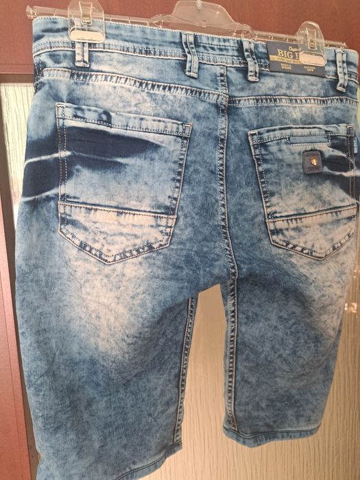 Pantaloni scurti barbati. Nr 34