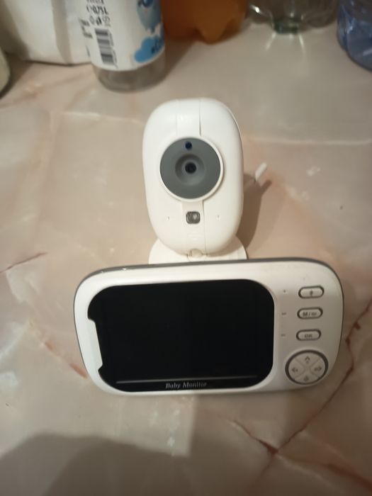 Camera bebe și cîntar electric bebe