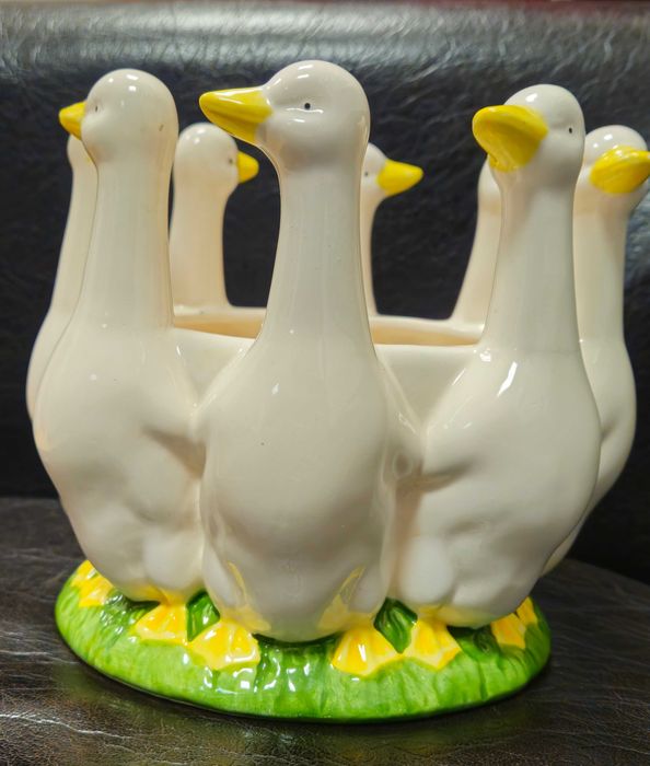 Великденска порцеланова кошница