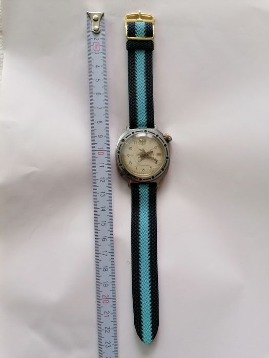 Механичен, съветски, ръчен часовник