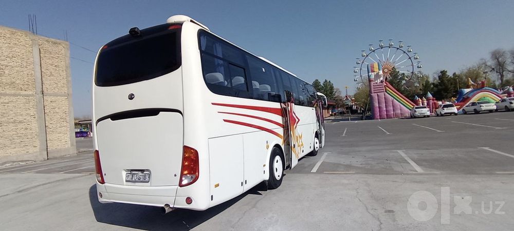 Ютонг автобус сотилади
