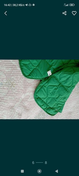 Продам очень красивую зелёную  курточку