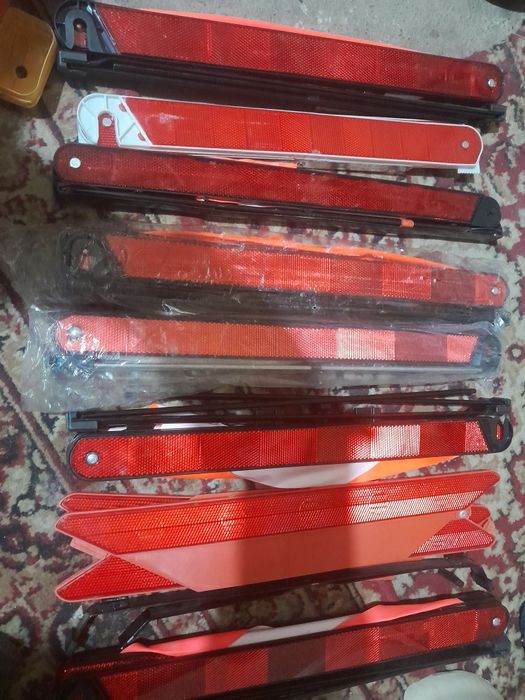 Продам аварийные знаки