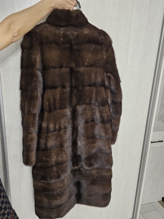 Продам норковую шубу