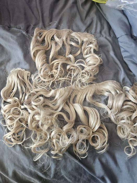 Естествена коса  в три разцветът и дължини руска естествена коса