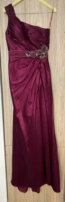 Vand rochie de ocazie