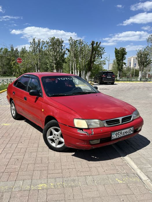 Продам toyota carina 2л