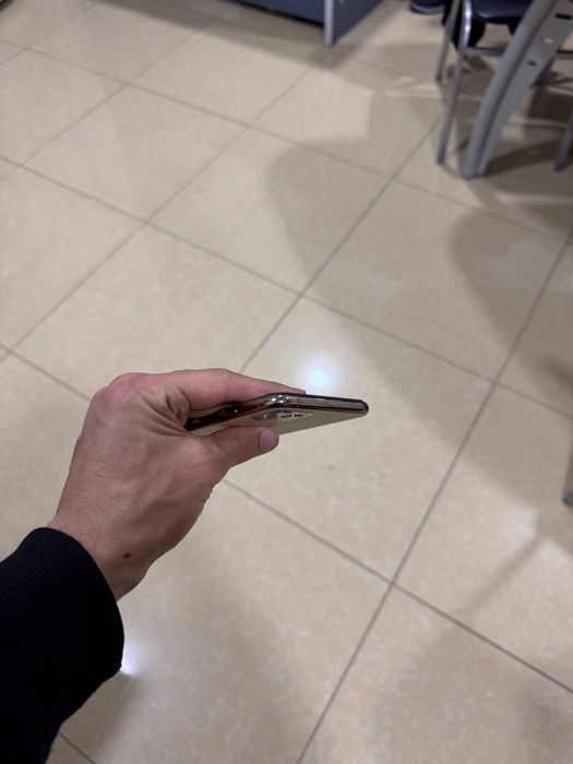 Iphone 11 pro korobka dokument bor rodnoy hammasi