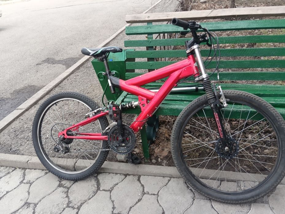 Продам двух подвес