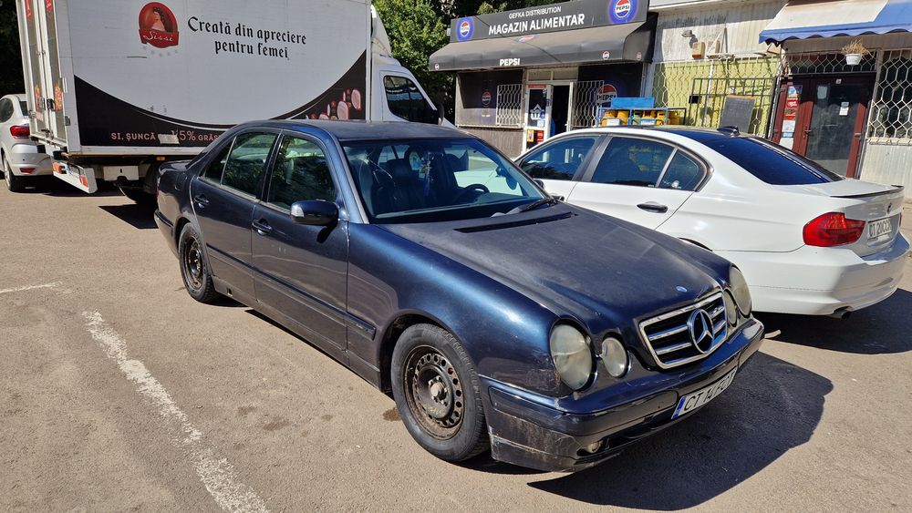 MERCEDES-BENZ E-Class 2000 — imagine 3