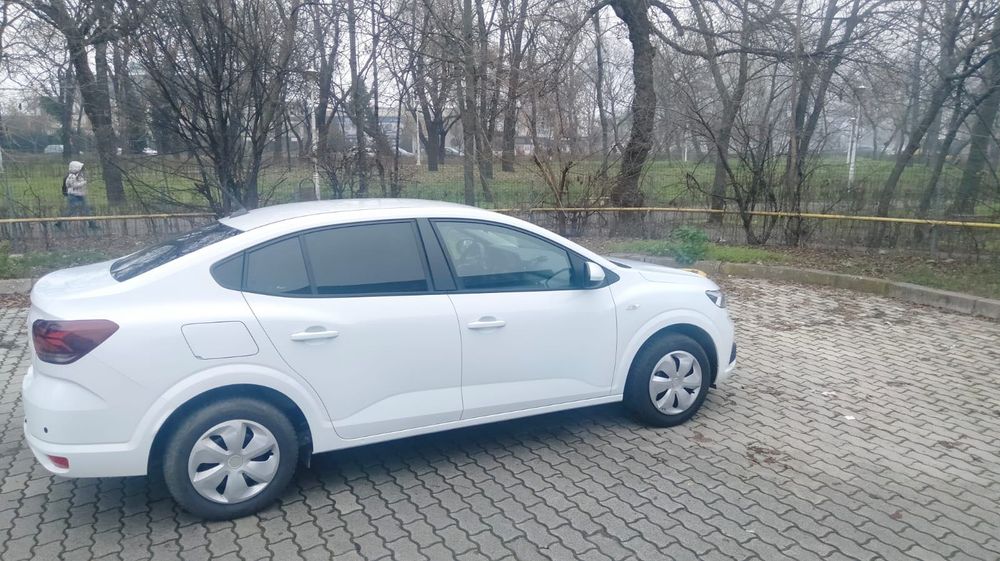 Dacia Logan ECO-G 100 MT6 2025 primul proprietar