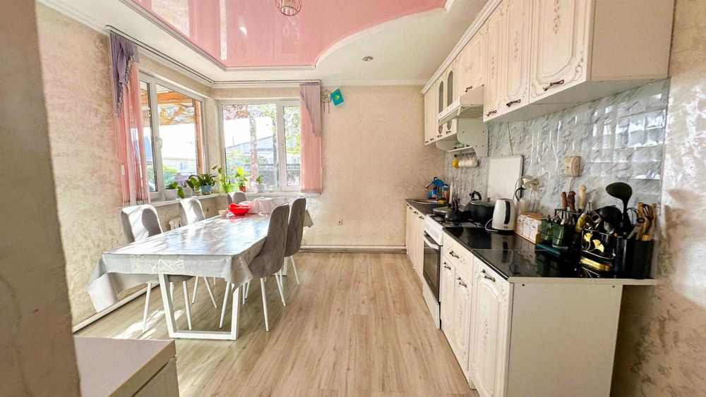 Продам 4 комнатный дом Айман ИмпериЯ