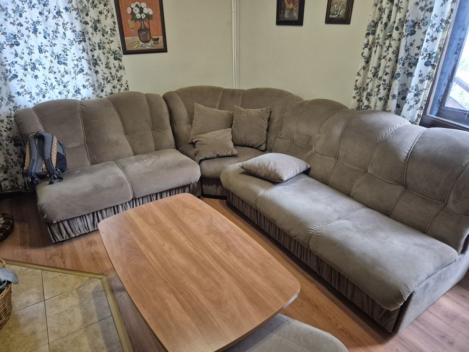 Диван от три части