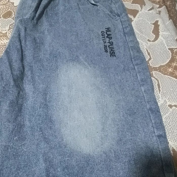 Мужские джинсовые шорты.