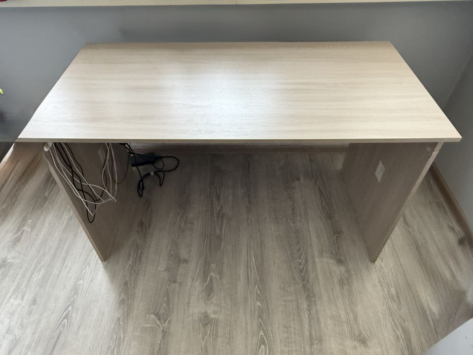 Продам компьютерный стол Д130*Ш65*В75