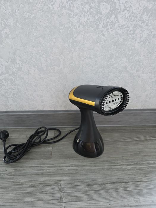 Продам ручной отпариватель