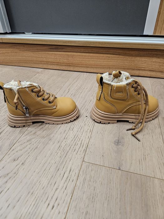 Детски зимни бежови боти 25 номер
