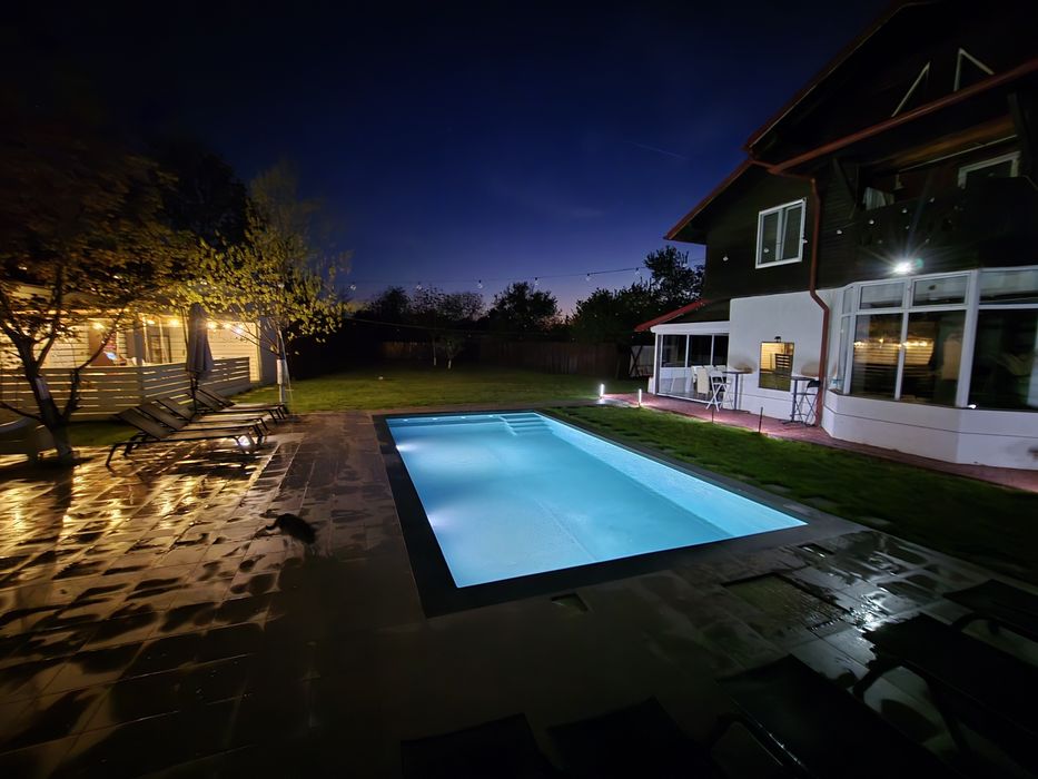 Vila pentru evenimente /piscina/ petrecere / burlacii / teambuilding/