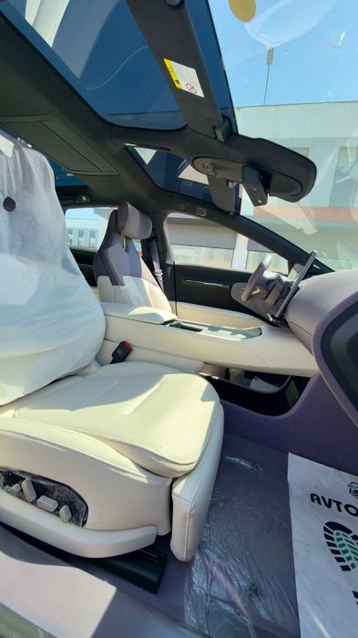 Avatr 12 Master Full 2025 — Yangi, 4WD, 546 ot kuchi, 94 kWh, 705km