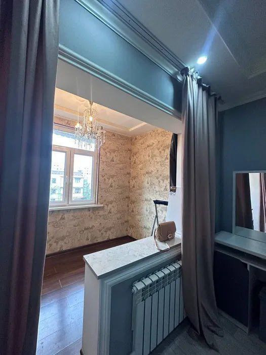 2/5/5. Сергели 7. Квартира 58 м², с ремонтом. Метро "Sergeli" (3-bekat