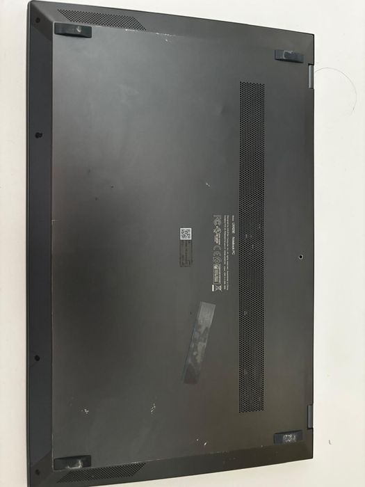 Laptop Asus Zenbook 14, strare foarte buna