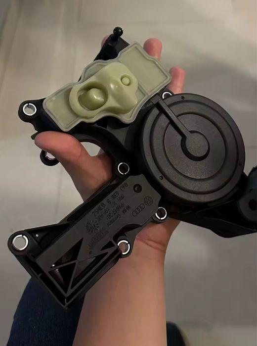 Separator Ulei Ventilatie Bloc Motor Chiuloasa Filtru Epurator Vw Audi