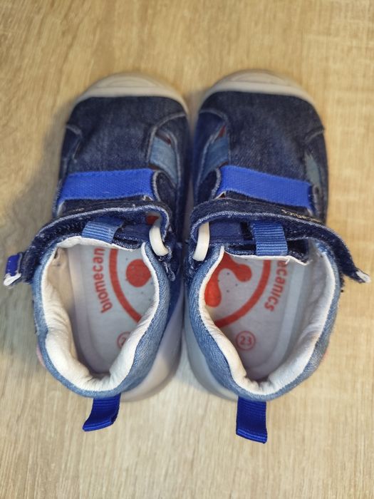 Обувки biomecanics 23