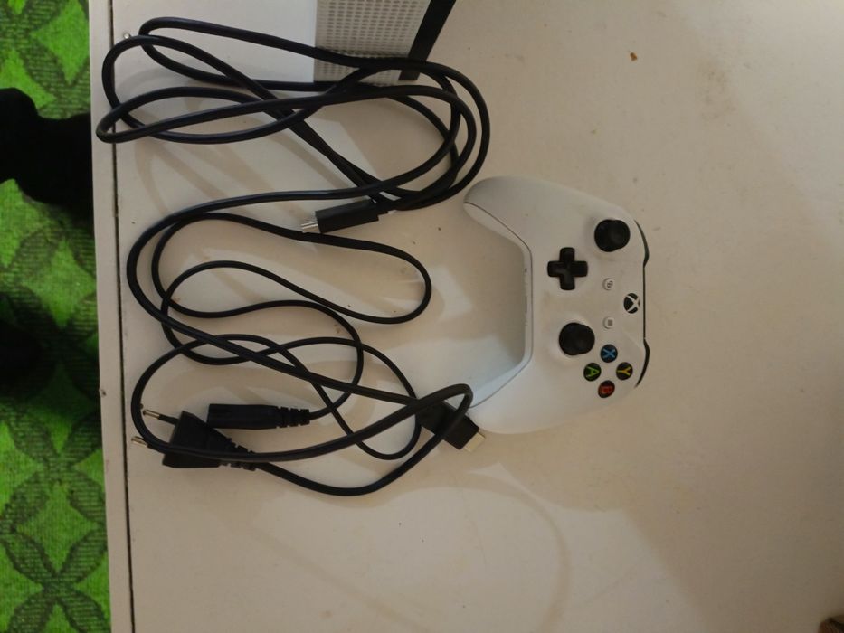 Xbox one s sotiladi obmen