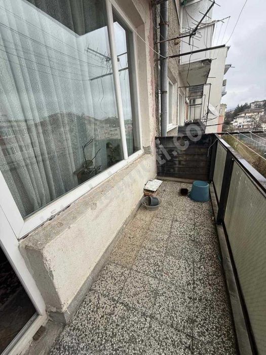 Продава се Тристаен апартамент в Велико Търново, Център - 80 кв.м за 1116 €/кв.м - Снимка #2