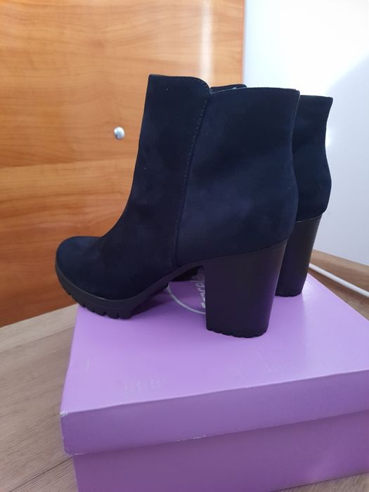 Vând ghete damă Deichmann