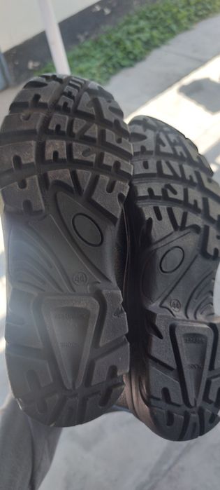 Продам ботинки, сапоги