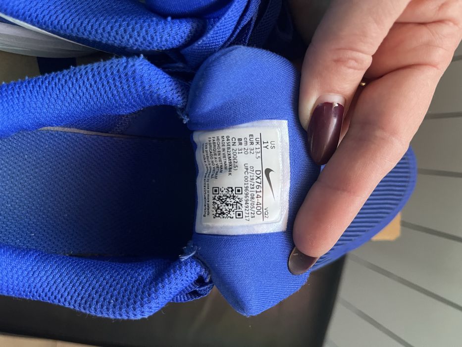 Маратонки nike,asics