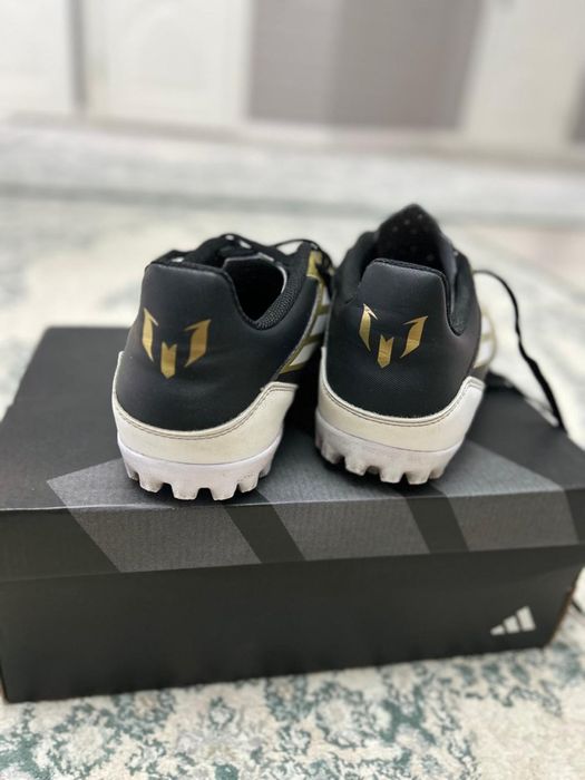 Продается сороконжка Adidas