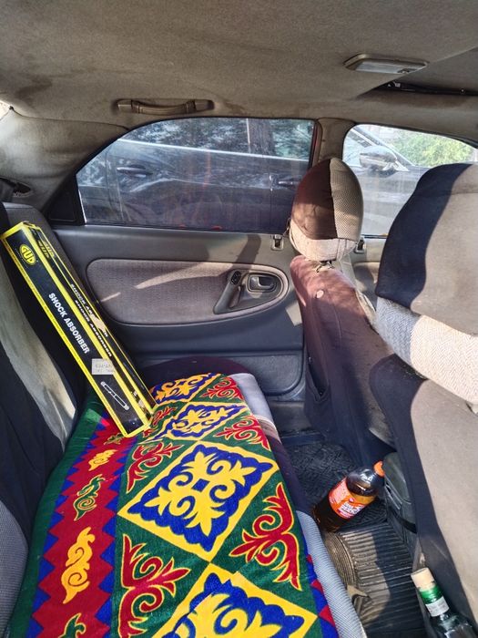 Продам автомобиль Мазда 626