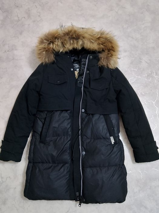 Куртка для девочек в отличном состоянии