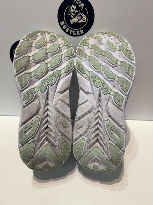 Маратонки HOKA CLIFTON 8 . Номер 41.5