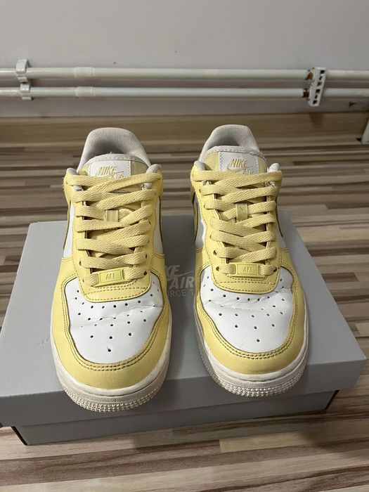 Air force 1 yellow Original nike