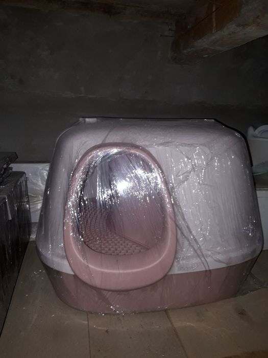 Горшок для кота,каробка закрыта