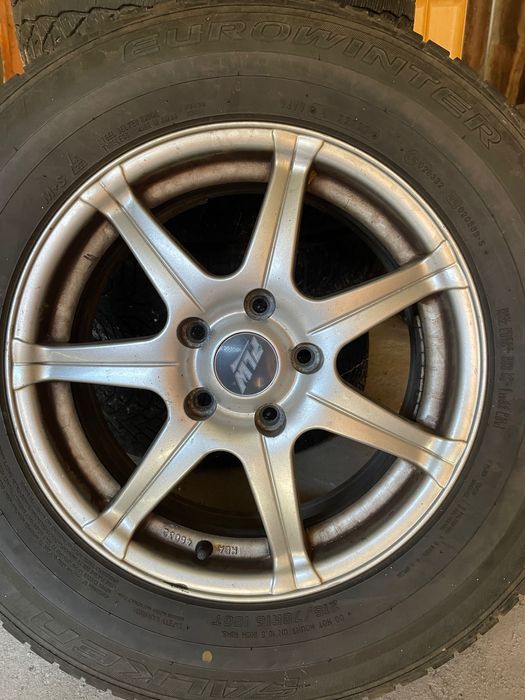 Vând jante aliaj 215/70R16