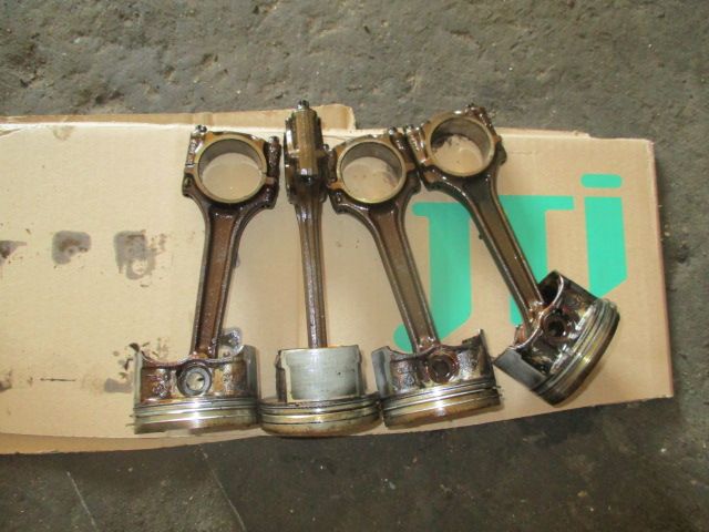 Piston biela Octavia 1 Golf 4 Audi A3 Seat motor 1,6 benzina 8 v BFQ