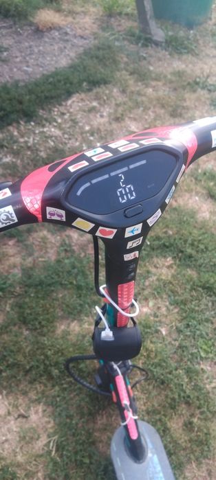 Vând trotineta electrica mirya city travaller pro
