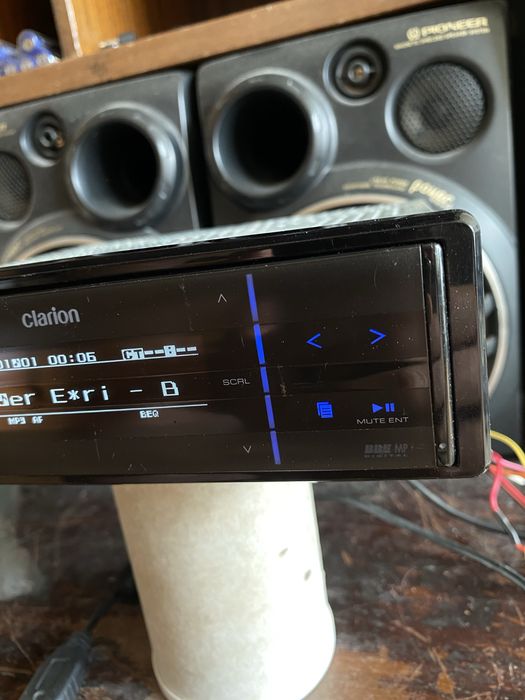 CLARION FZ409E - УНИКАТ & РЯДЪК МОДЕЛ - USB, AUX, Радио плеър за кола авто  сд cd