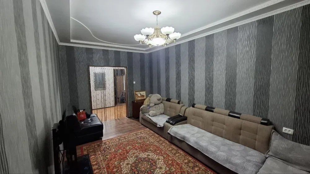 Продаётся 3-х  комнатная квартира Сергели 2
