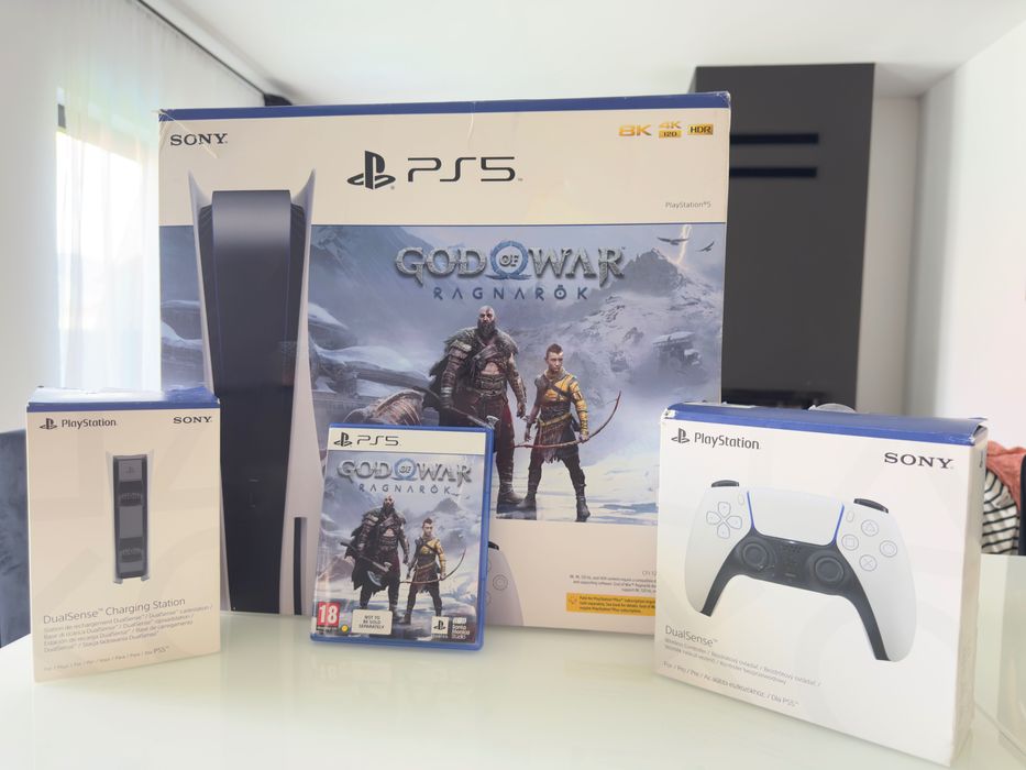 Playstation 5 Disk C-Chassis 2TB + 825GB , 2x DualSense, Joc GoW